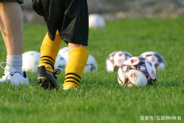 2011年技巧挑战赛五后卫合影，如今仅库里继续驰骋赛场